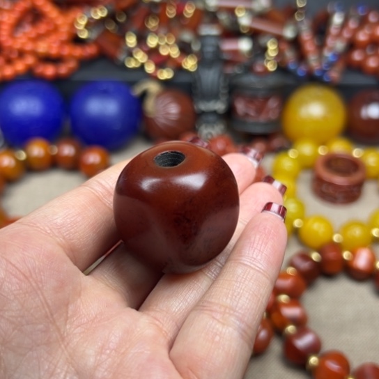 玛瑙/玉髓颈饰未镶嵌阿**北