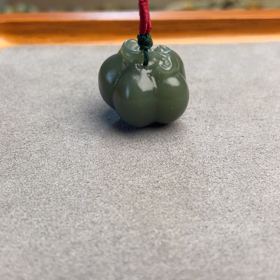 和田玉未镶嵌吊坠(不含链)