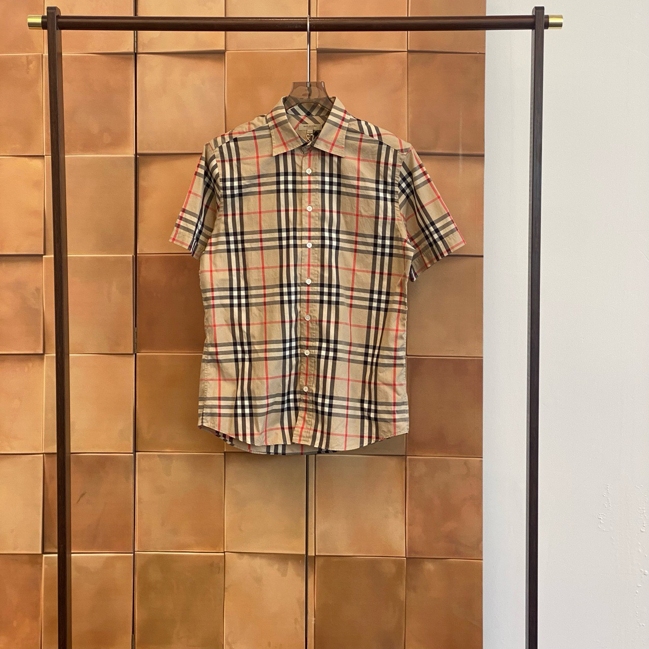 99新 BURBERRY/博柏利 Burberry 爆款老花格纹短袖衬衫/m码/29526