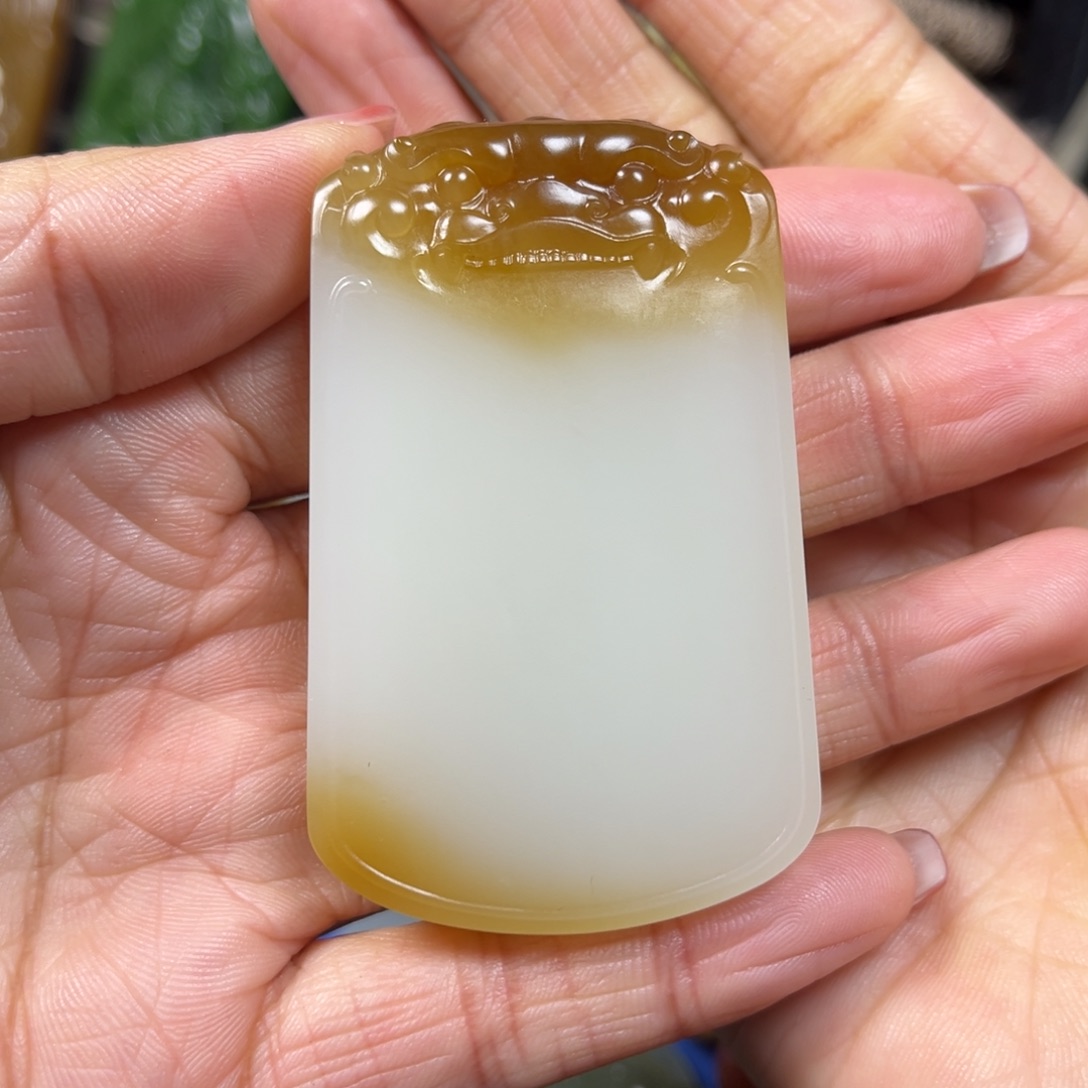 和田玉挂件未镶嵌福***?