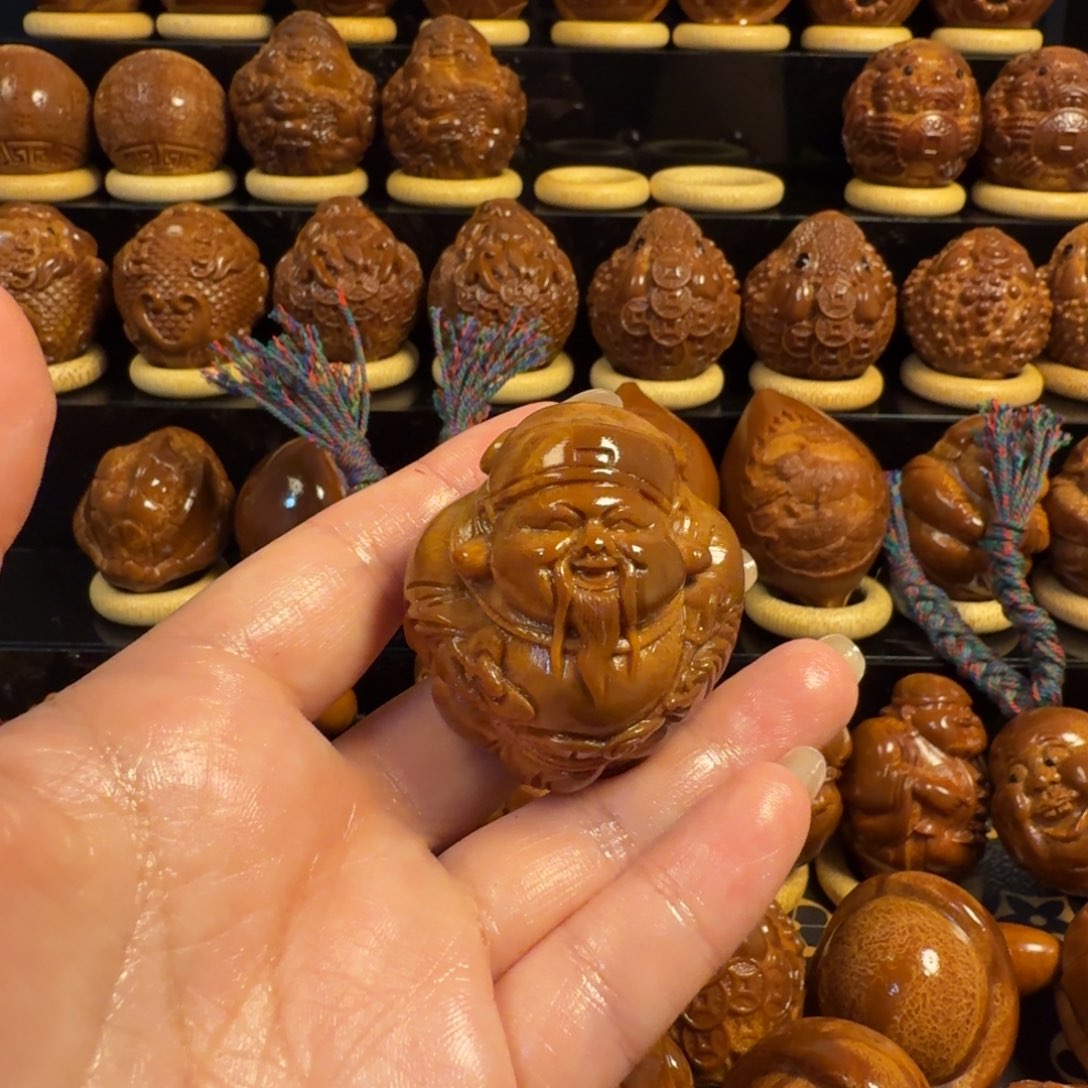 l***y橄榄核手串/手链4.2财神