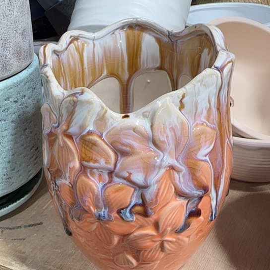 有孔！！有问题问客服，满9元包邮