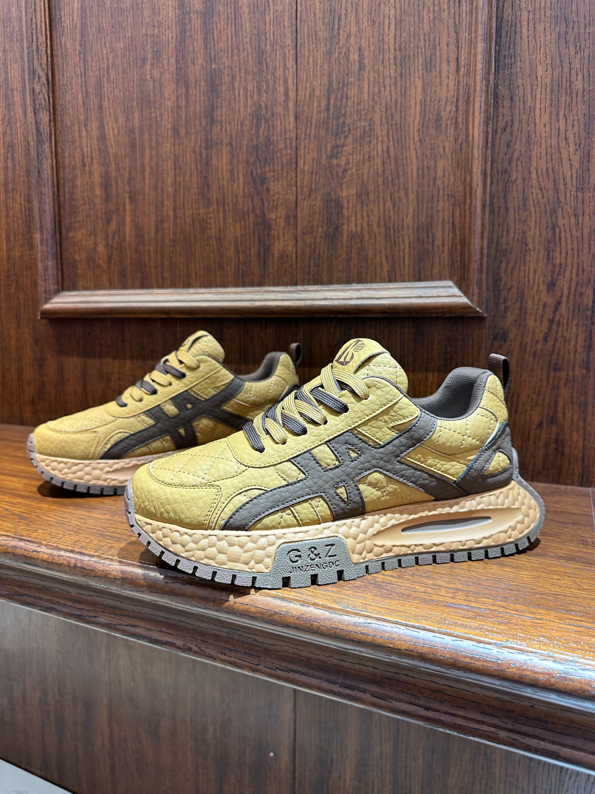 阿甘鞋增高运动风保暖时尚休闲鞋男士运动鞋情侣男鞋百搭潮流