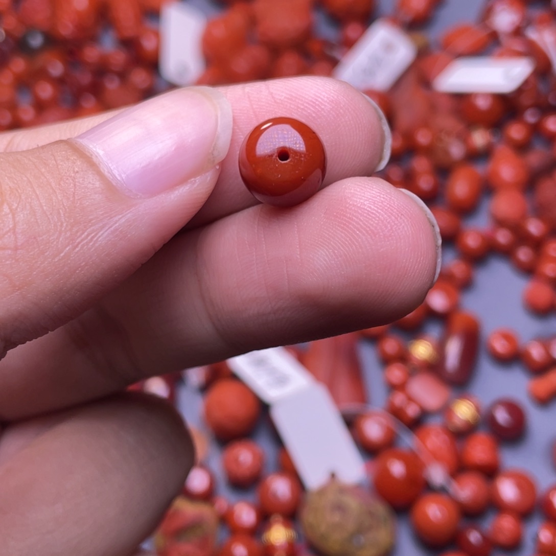 南红玛瑙配饰未镶嵌浩*10mm