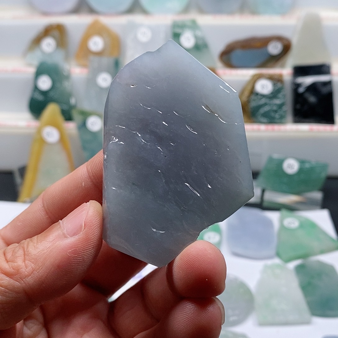 翡翠未镶嵌颈饰乐凡珠宝翡翠挂件