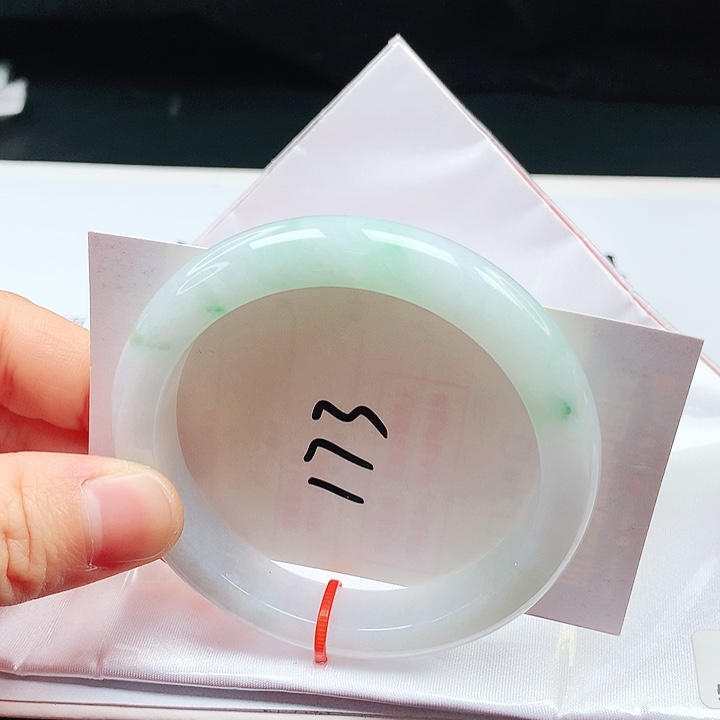 翡翠手镯未镶嵌57➕圈口