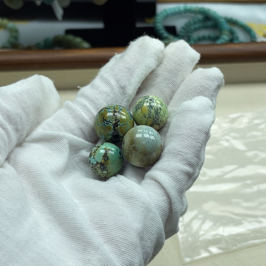 即***灰南红玛瑙合金珠宝奇石