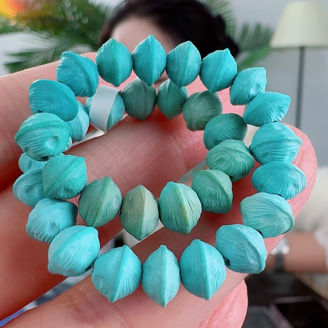 绿松石珠宝奇石未镶嵌艾****馆