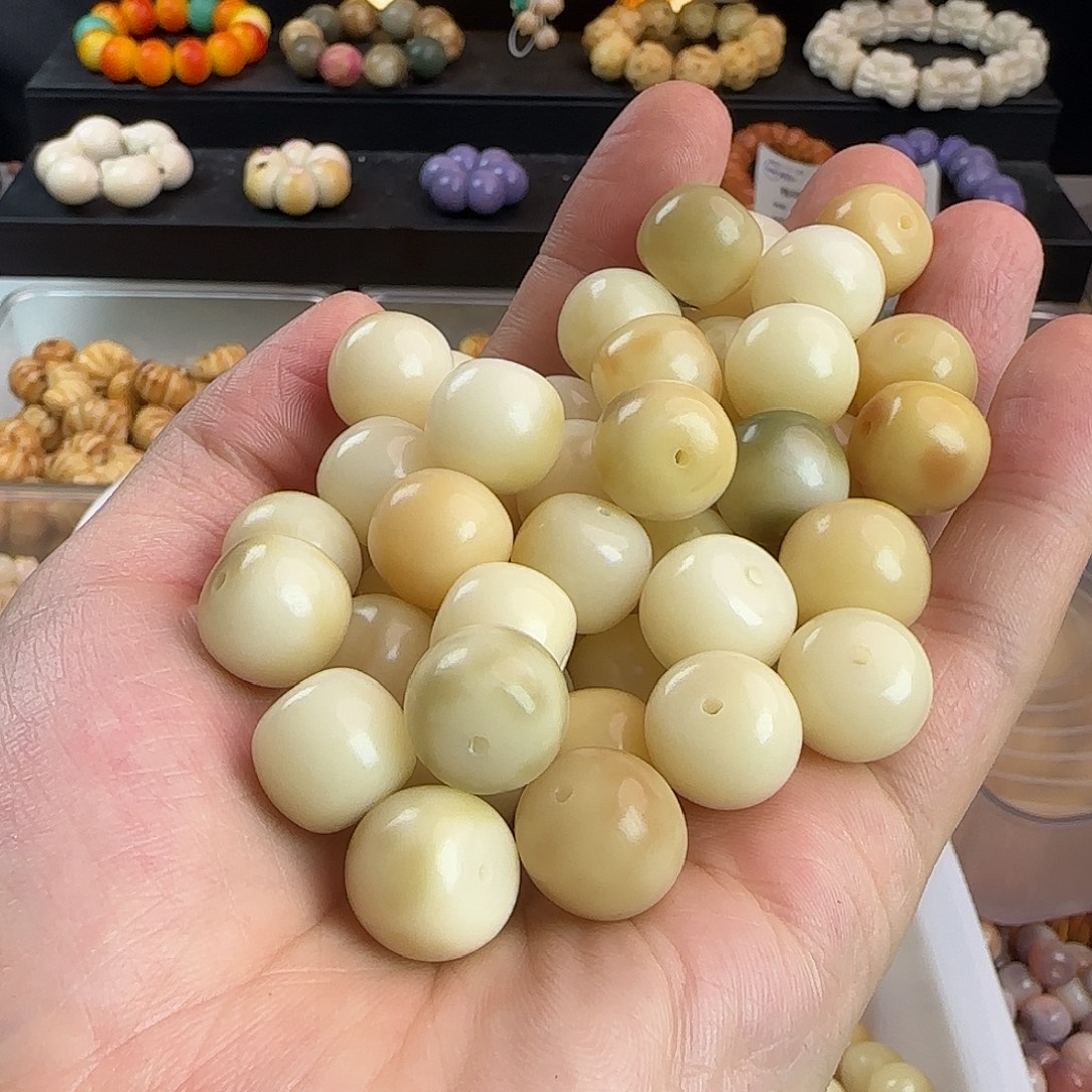 菩提根/象牙果手串卡14黄飘花桶30颗➕20颗