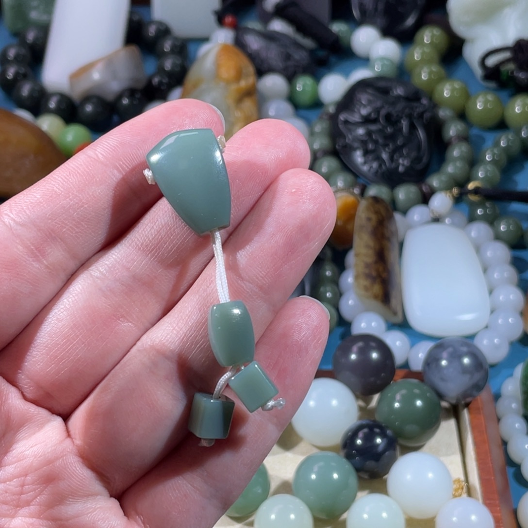 b***g和田玉未镶嵌挂件