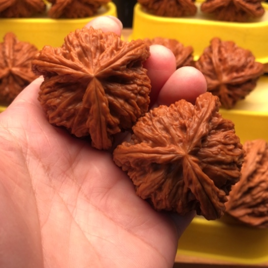 狂***牛吊坠文玩核桃核桃