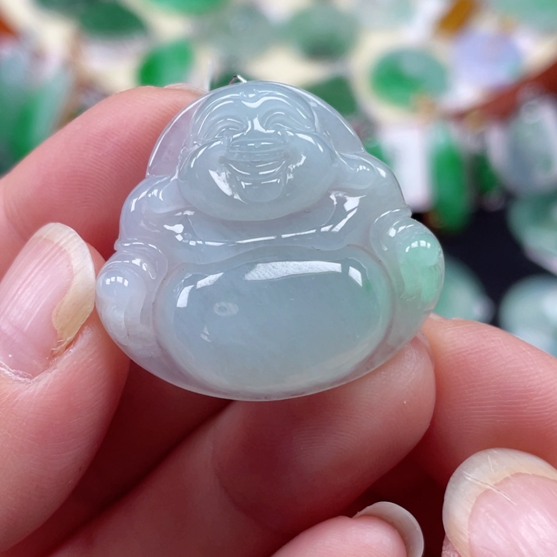 颈饰未镶嵌翡翠佛