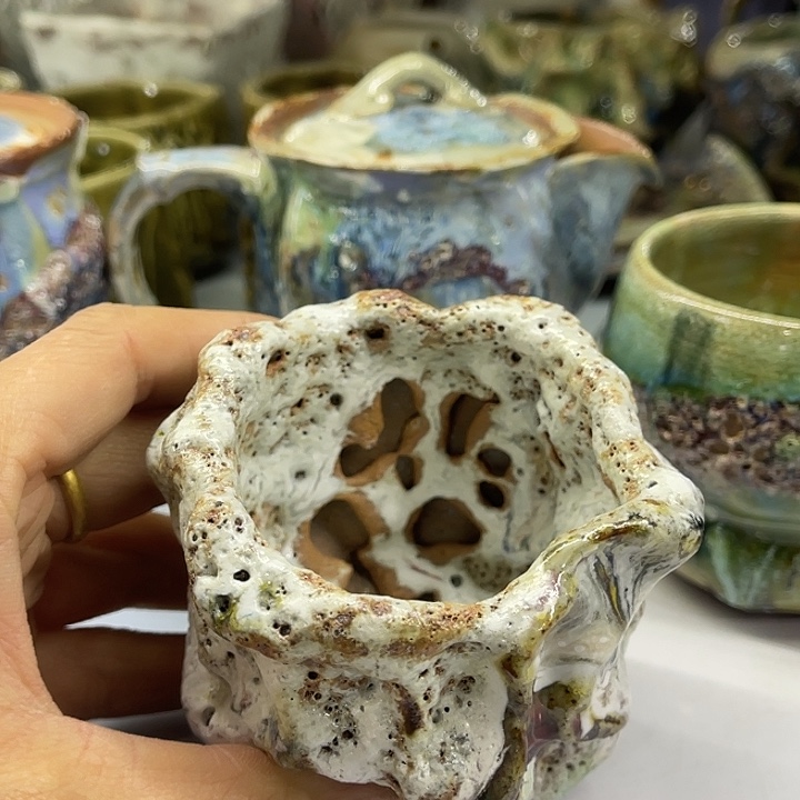 福利待遇多多哦哦哦