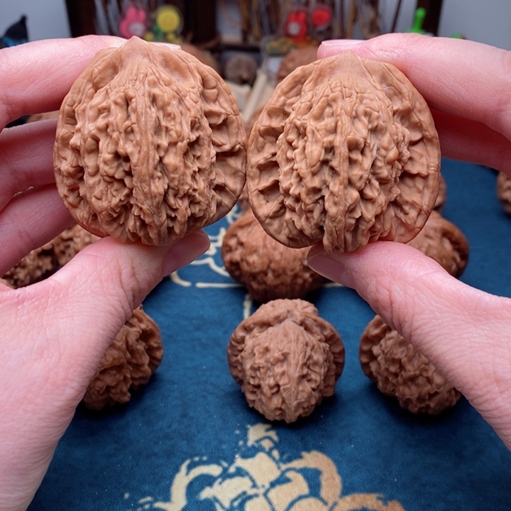 文玩核桃把件麦虎43