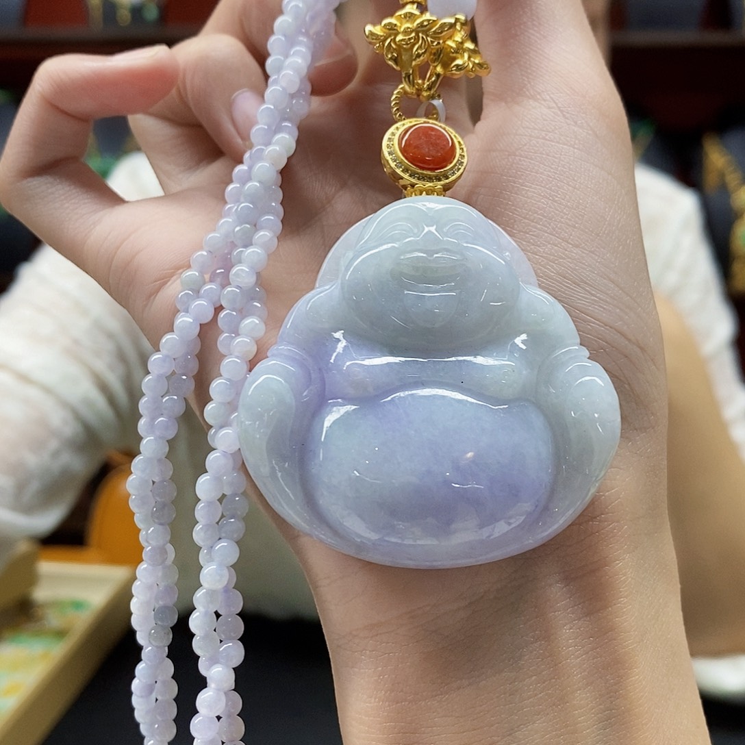 清****翡翠未镶嵌颈饰佛公