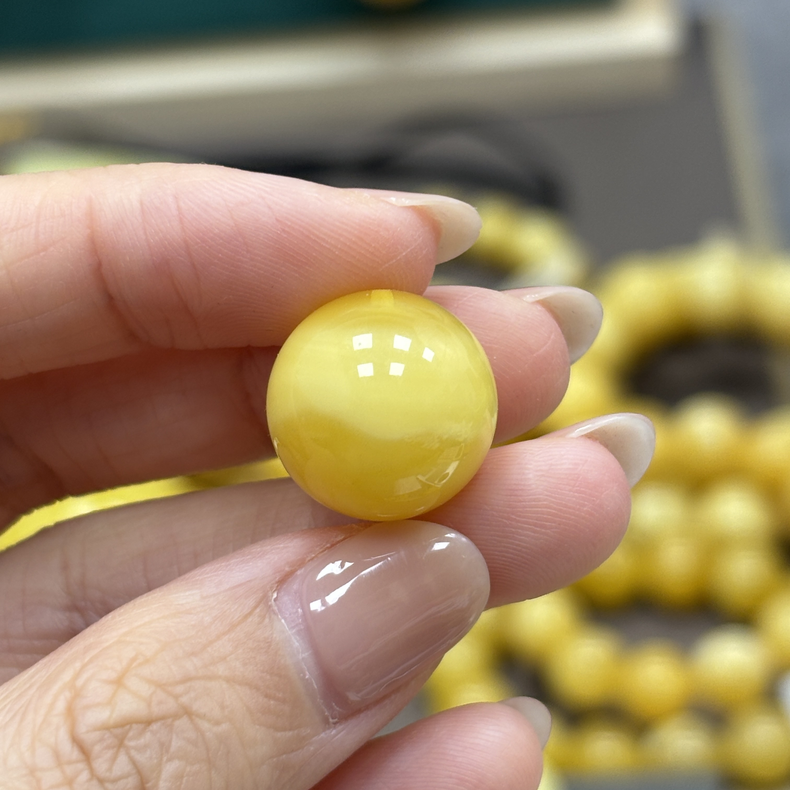 15.7mm 小妖珠宝天然原矿琥珀蜜蜡