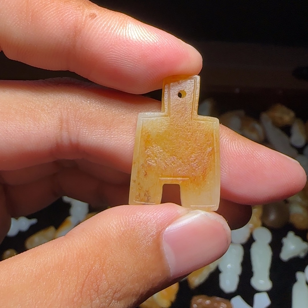 和田玉挂件未镶嵌