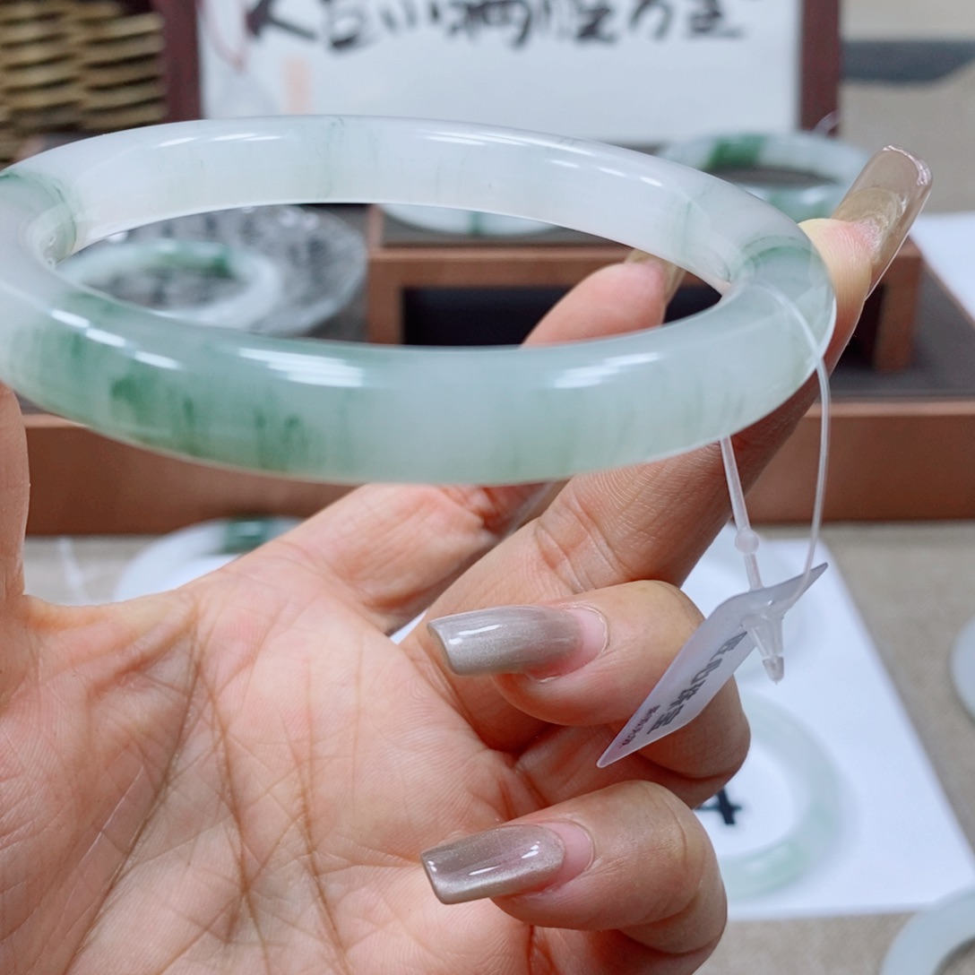 石英质玉未镶嵌手镯1*0