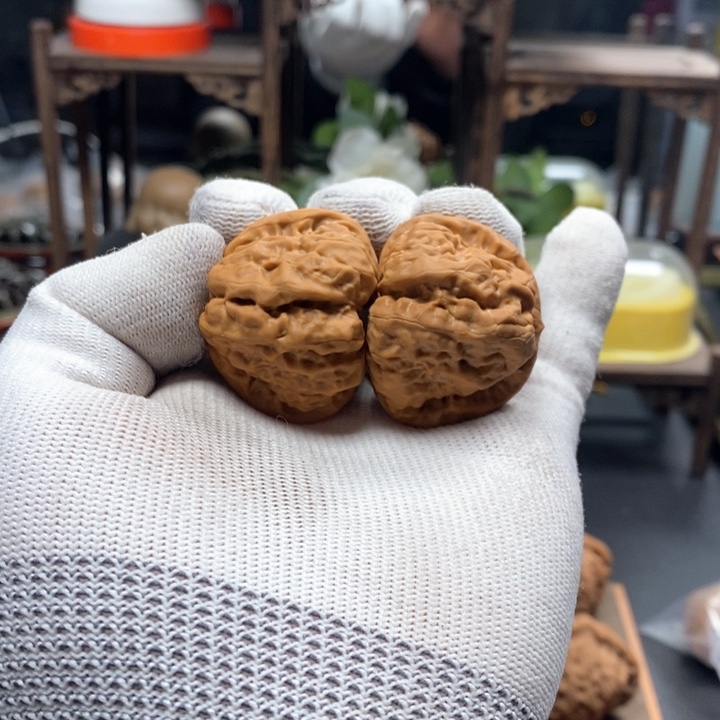 文玩核桃把件蛤蟆头