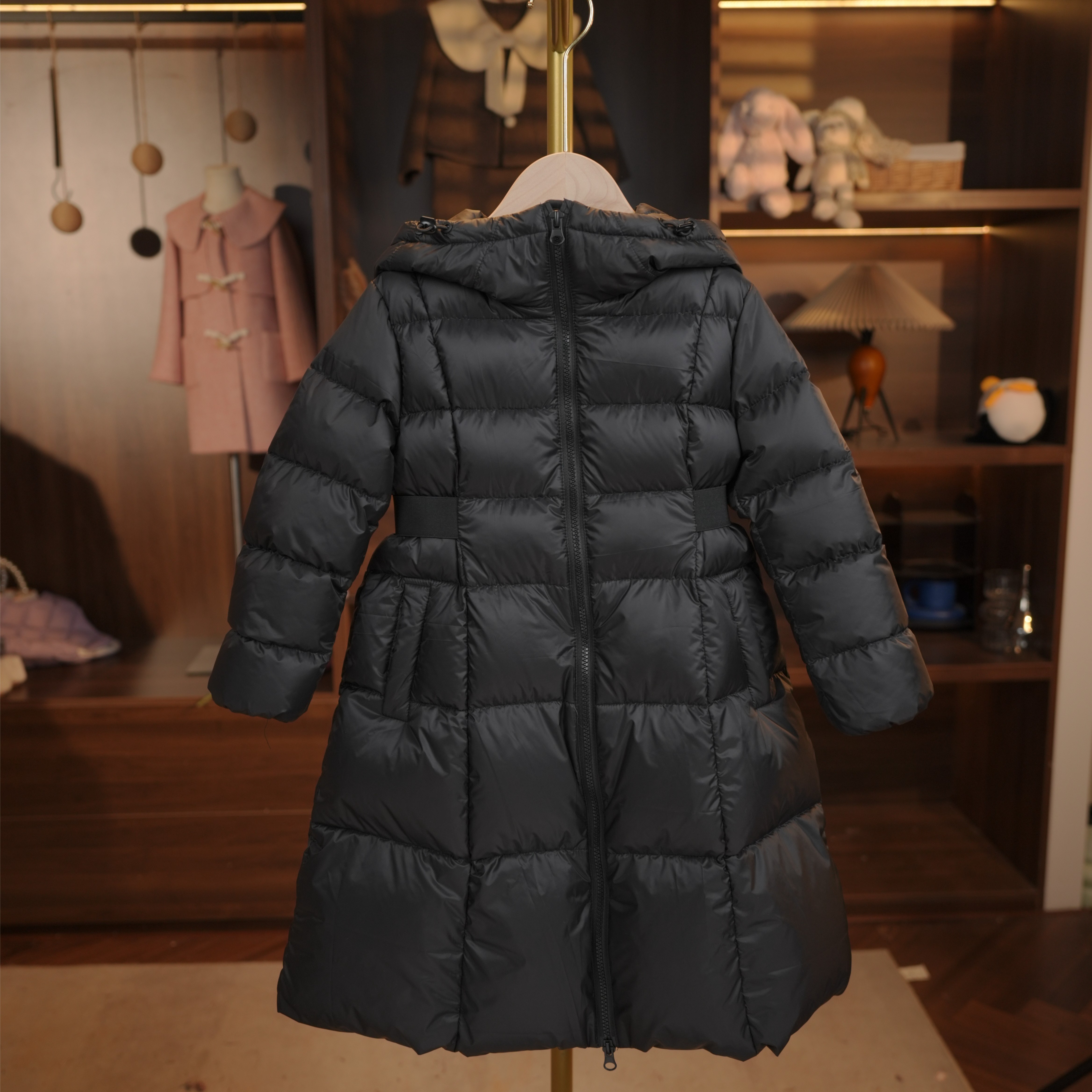  泡芙定制儿童90鹅绒宝宝保暖洋气三防黑色鹅绒服 DY231013