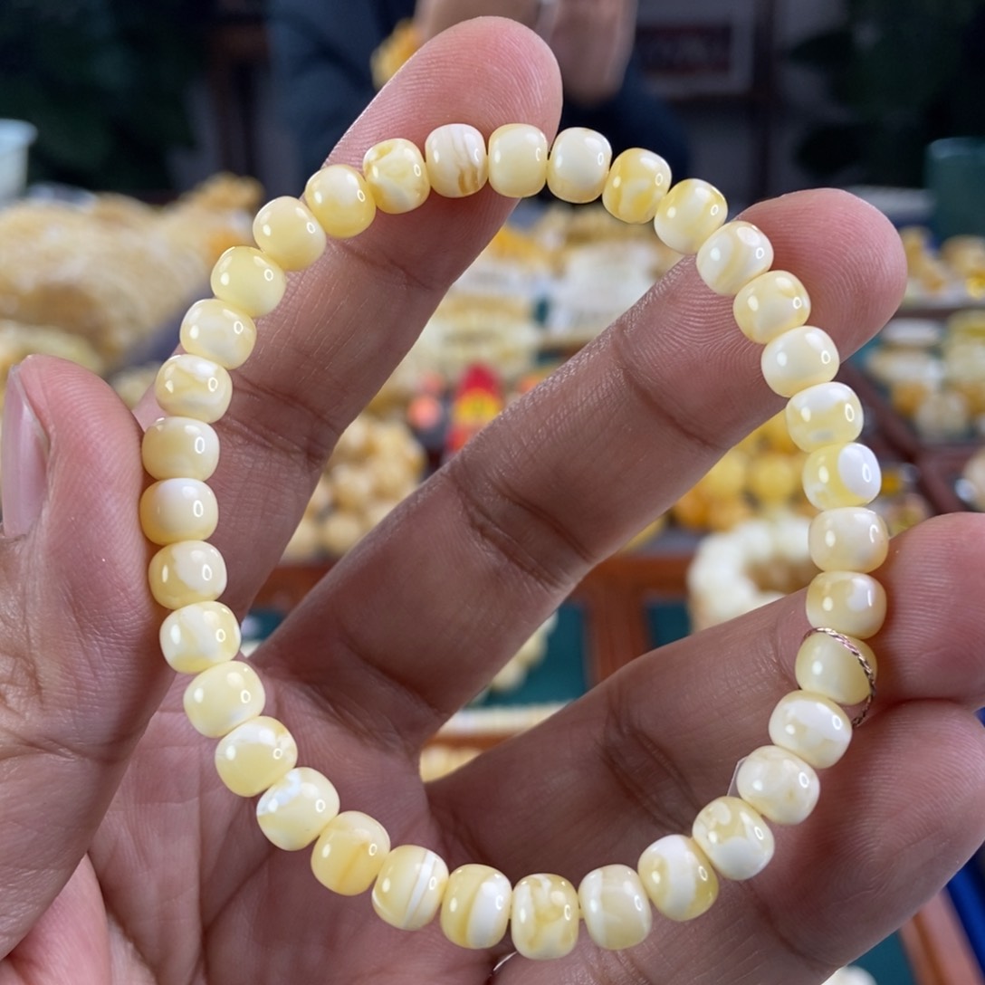 琥珀珠宝奇石未镶嵌↫**哥6+金白老型5.4