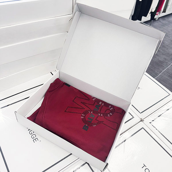 D15 高级感轻奢短袖 圆领短袖T恤【909】