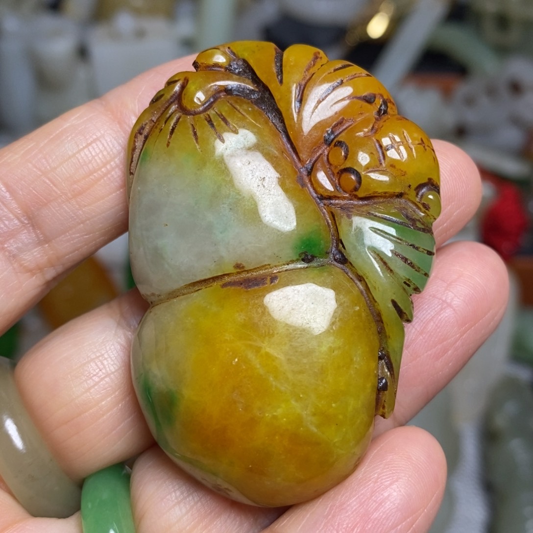 和田玉（糖玉）未镶嵌颈饰