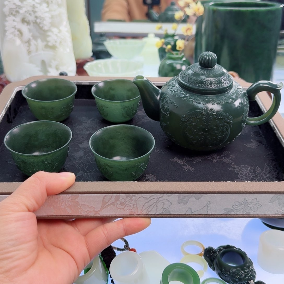 和田玉（青玉）挂件未镶嵌冷****然