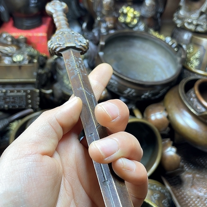 全是铜铜铜器铜器