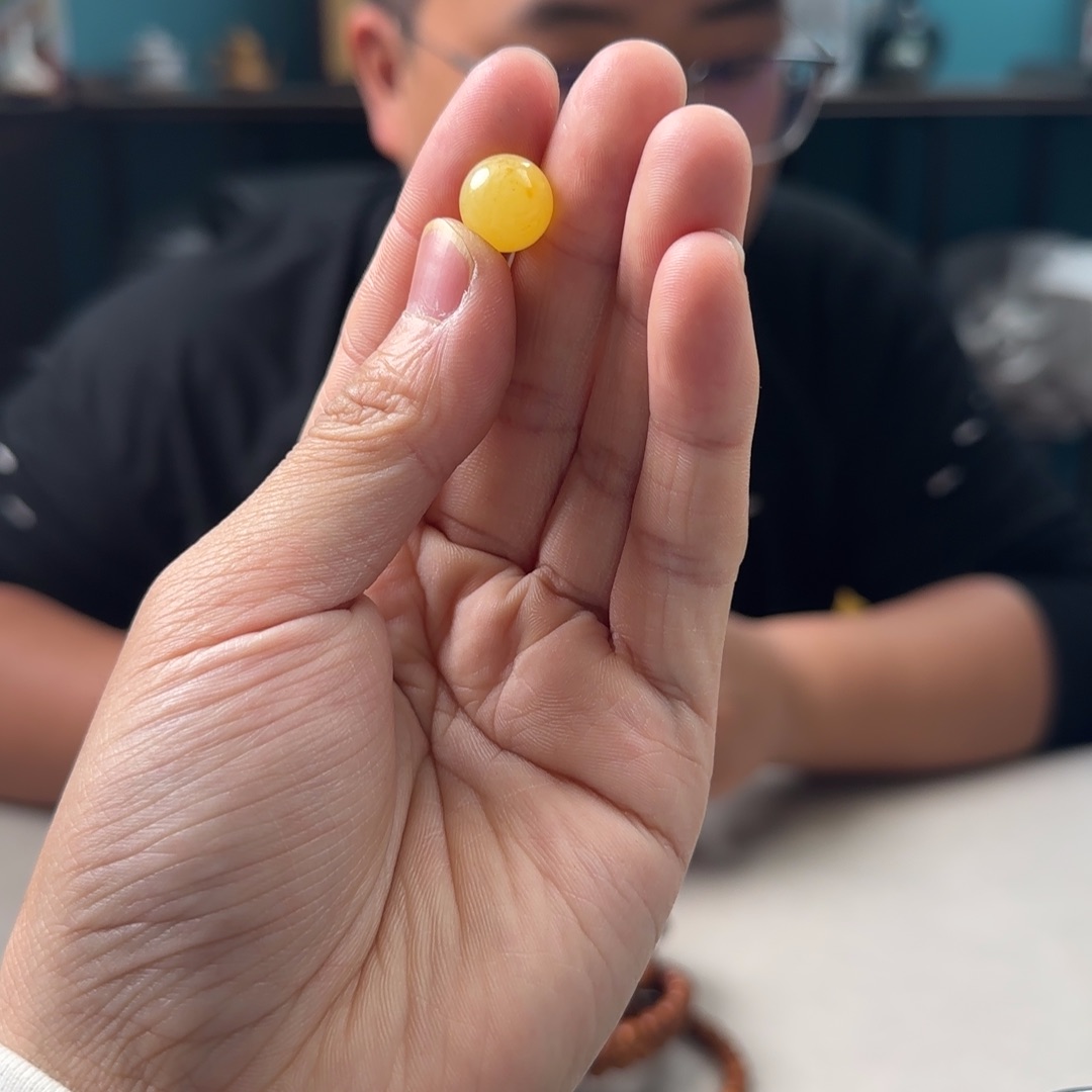 吊坠猴头核桃11的蜡一个