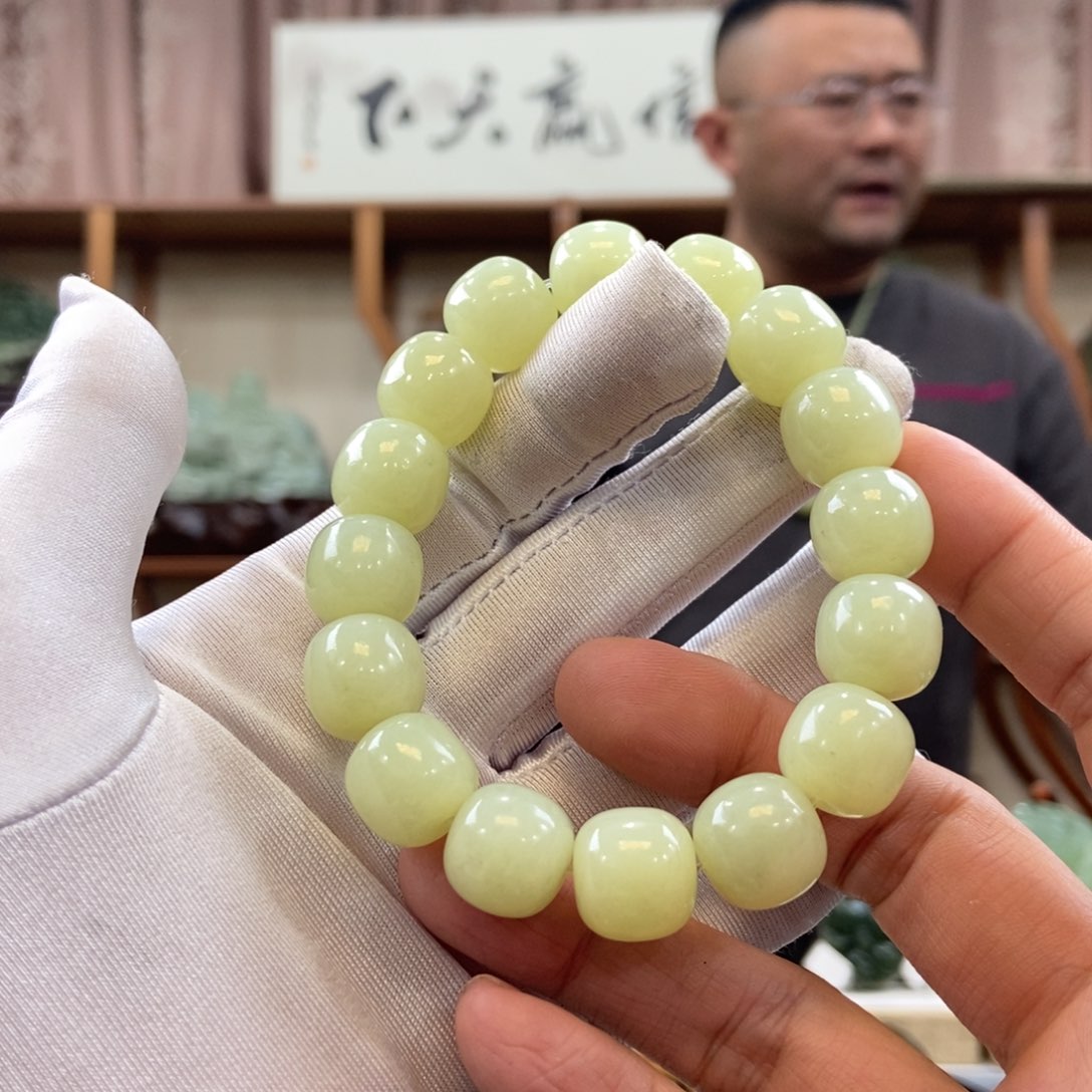 和田玉手串未镶嵌