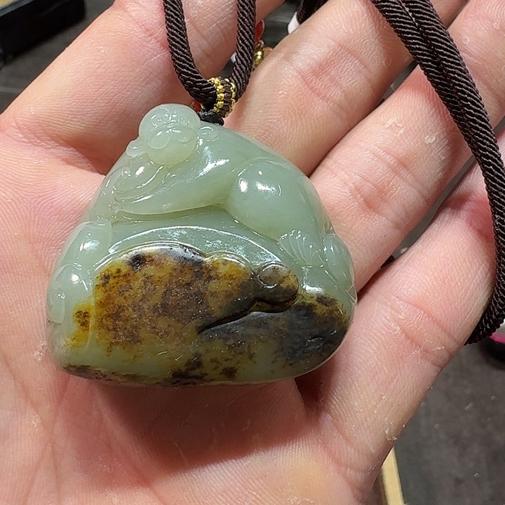 未镶嵌和田玉车挂