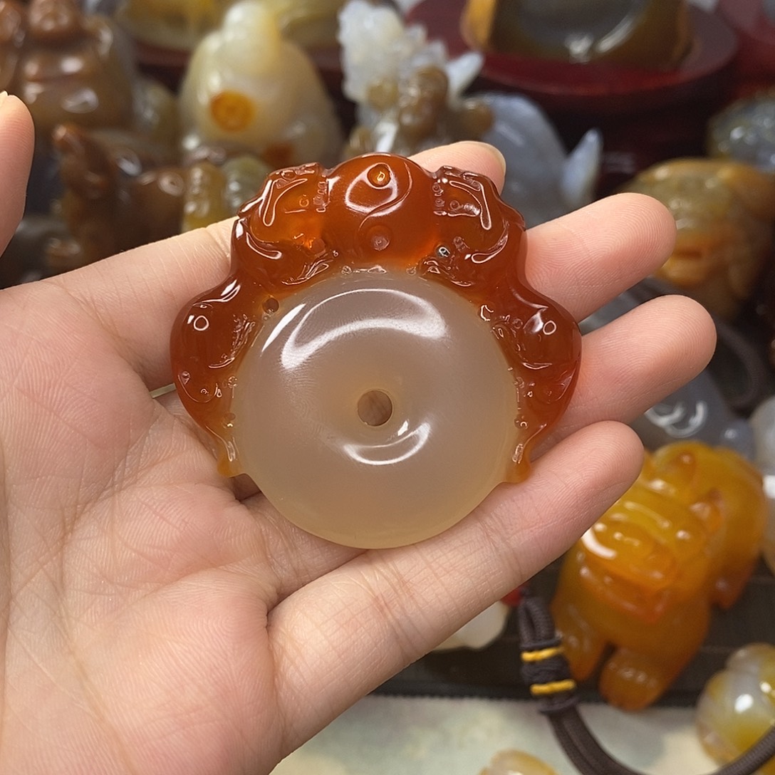 升****玛瑙/玉髓吊坠未镶嵌