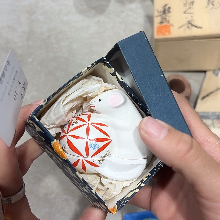 贰***才瓷器饰品类产品及相关商品