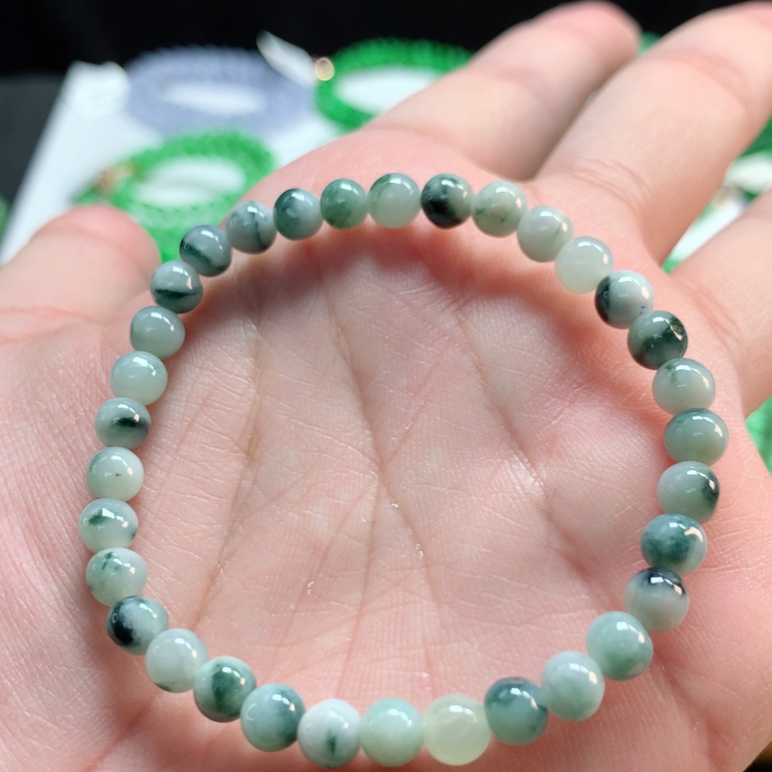 翡翠未镶嵌手链翡翠