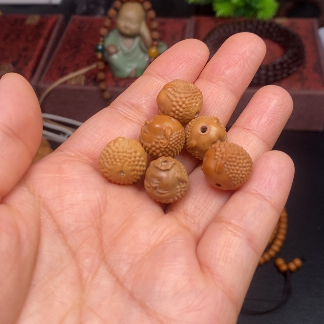 A***新吊坠猴头核桃橄榄核桃