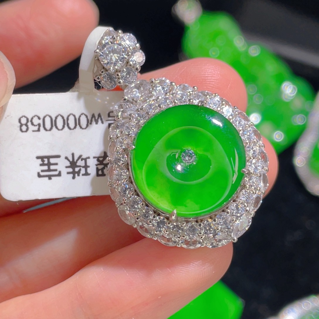 翡翠吊坠(不含链)银S925镶嵌