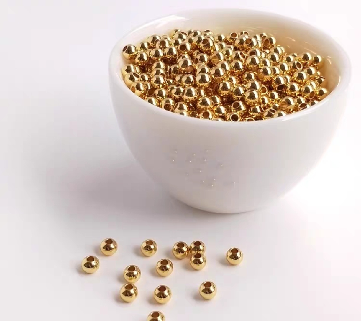 18K金亮面金珠卡4mm一颗串珠DIY配件 【45颗赠送两世欢编成品】