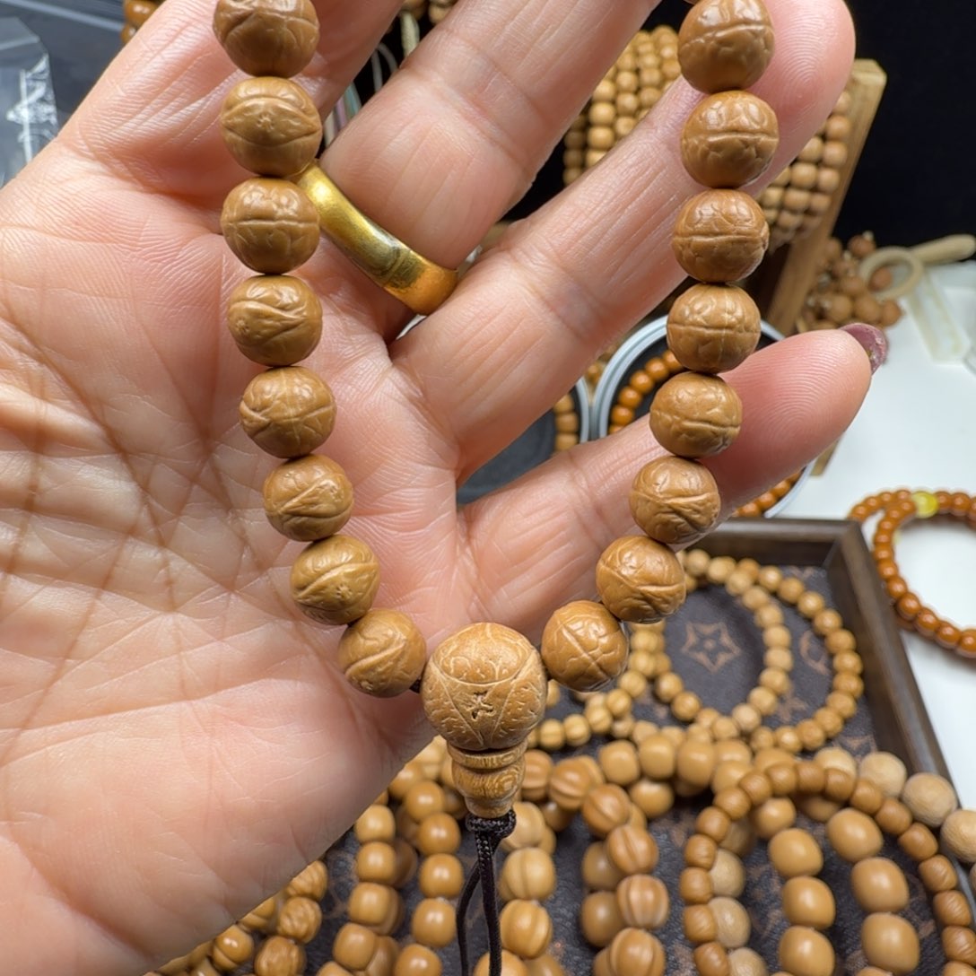 你***伦猴头核桃手串凤眼