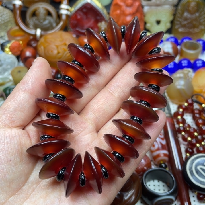 玛瑙/玉髓颈饰未镶嵌