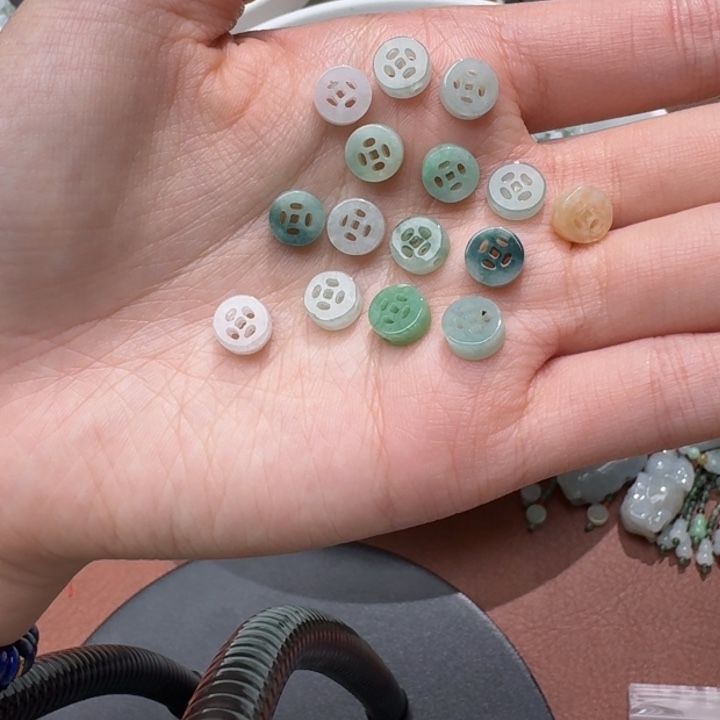 未镶嵌挂件翡翠毛*尐