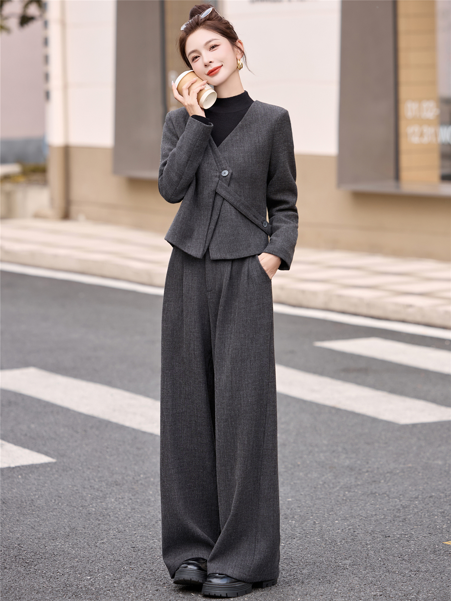 气质女神范毛呢套装裤2025秋装新款减龄高级感巨好看的两件套冬装