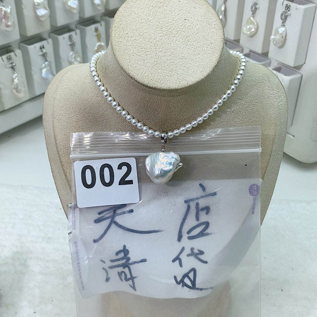 淡水珍珠颈饰合金