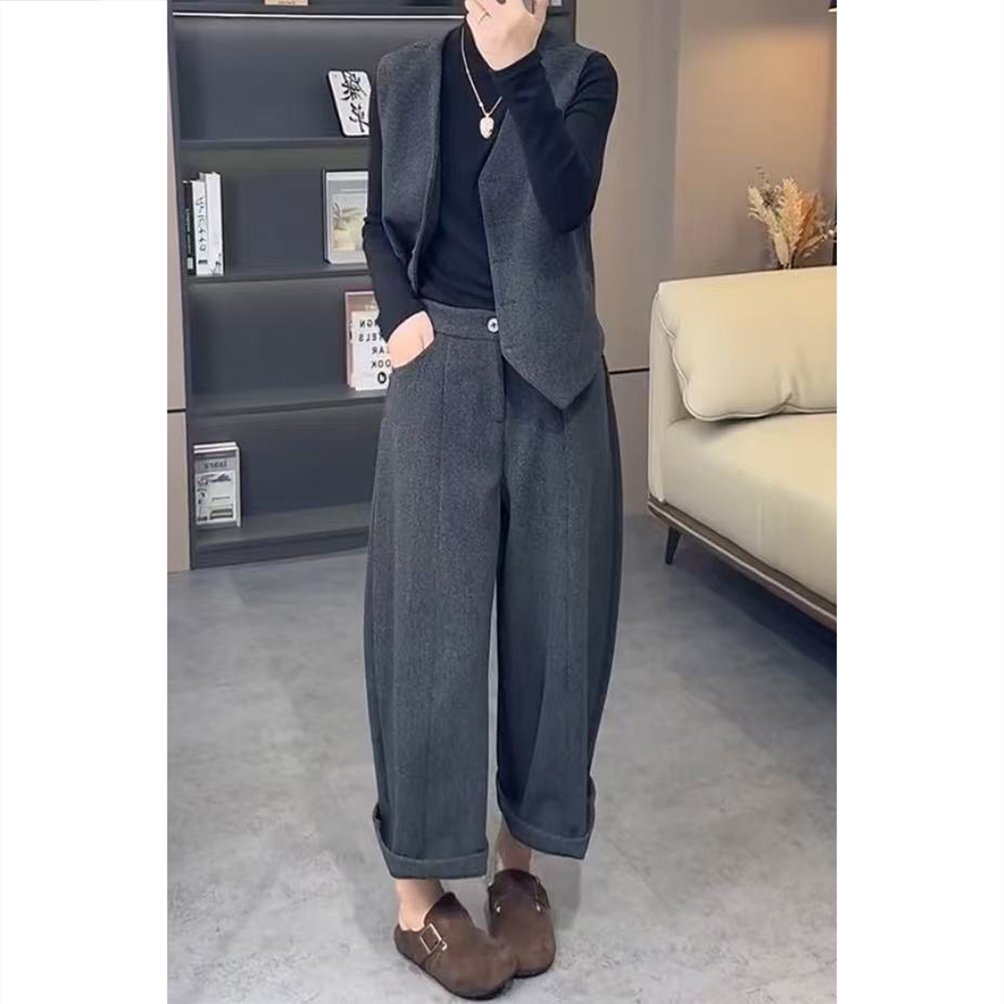 艾塔莉秋冬新款时尚套装轻职风极简风轻熟风毛呢马甲休闲裤九分裤