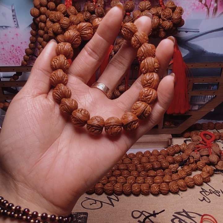 桃核吊坠龙纹桃枭