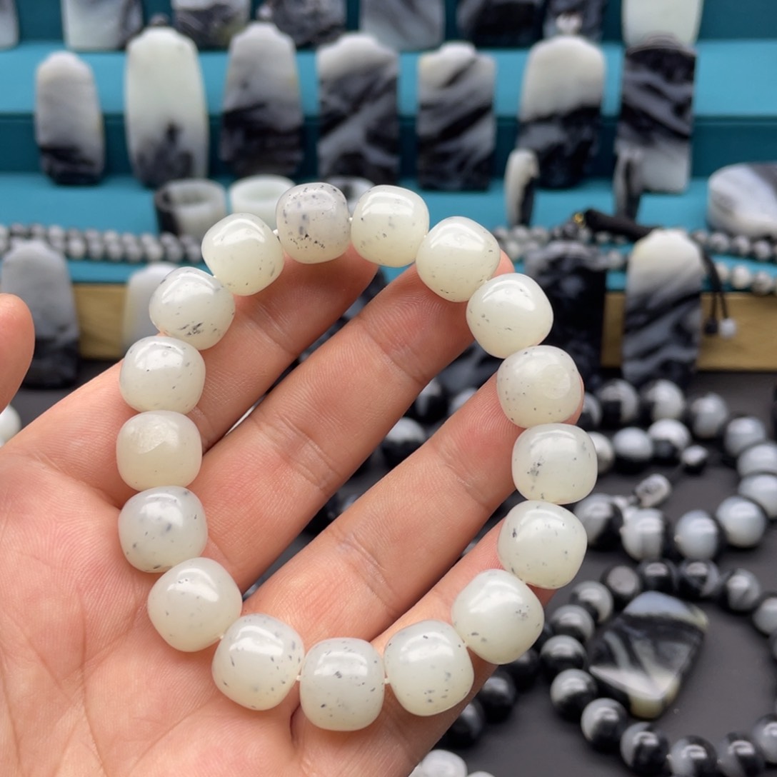 和田玉手串未镶嵌