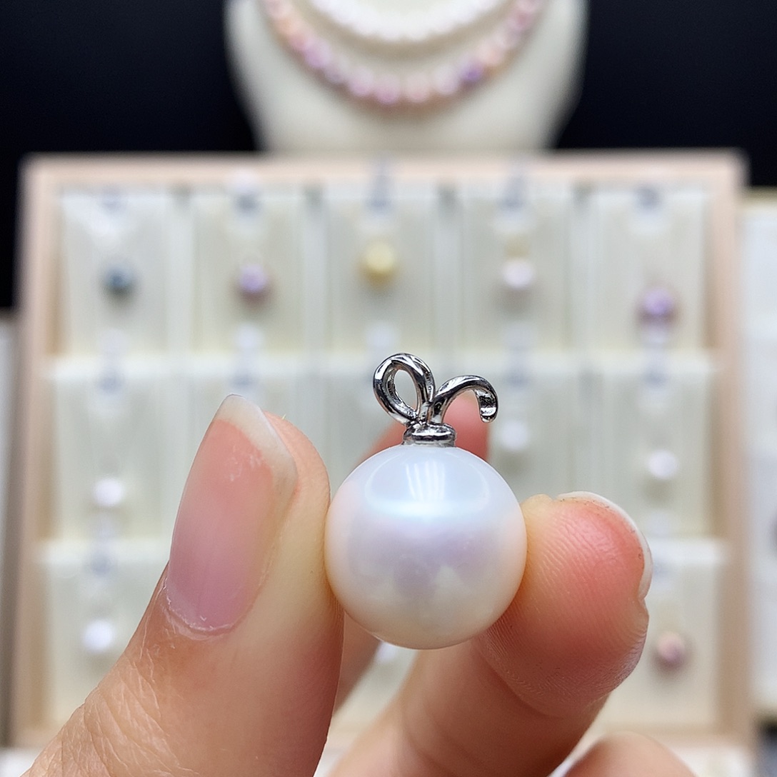 淡水珍珠合金颈饰