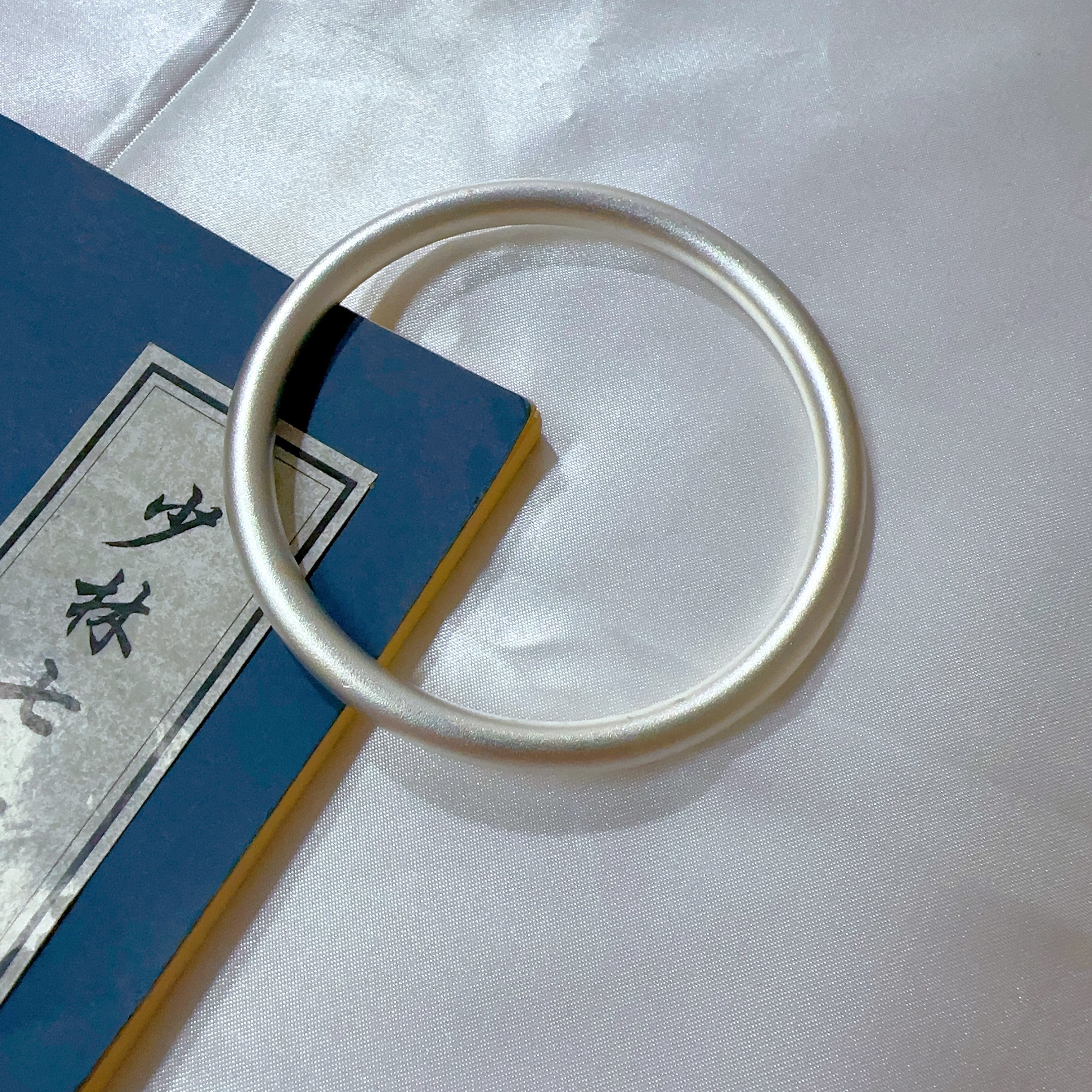 足银手镯 999足银经典传承古法素圈手镯百搭简约复古精美礼物手镯