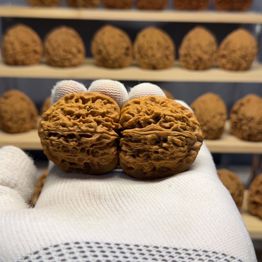 【闪购商品】热****生42球疆