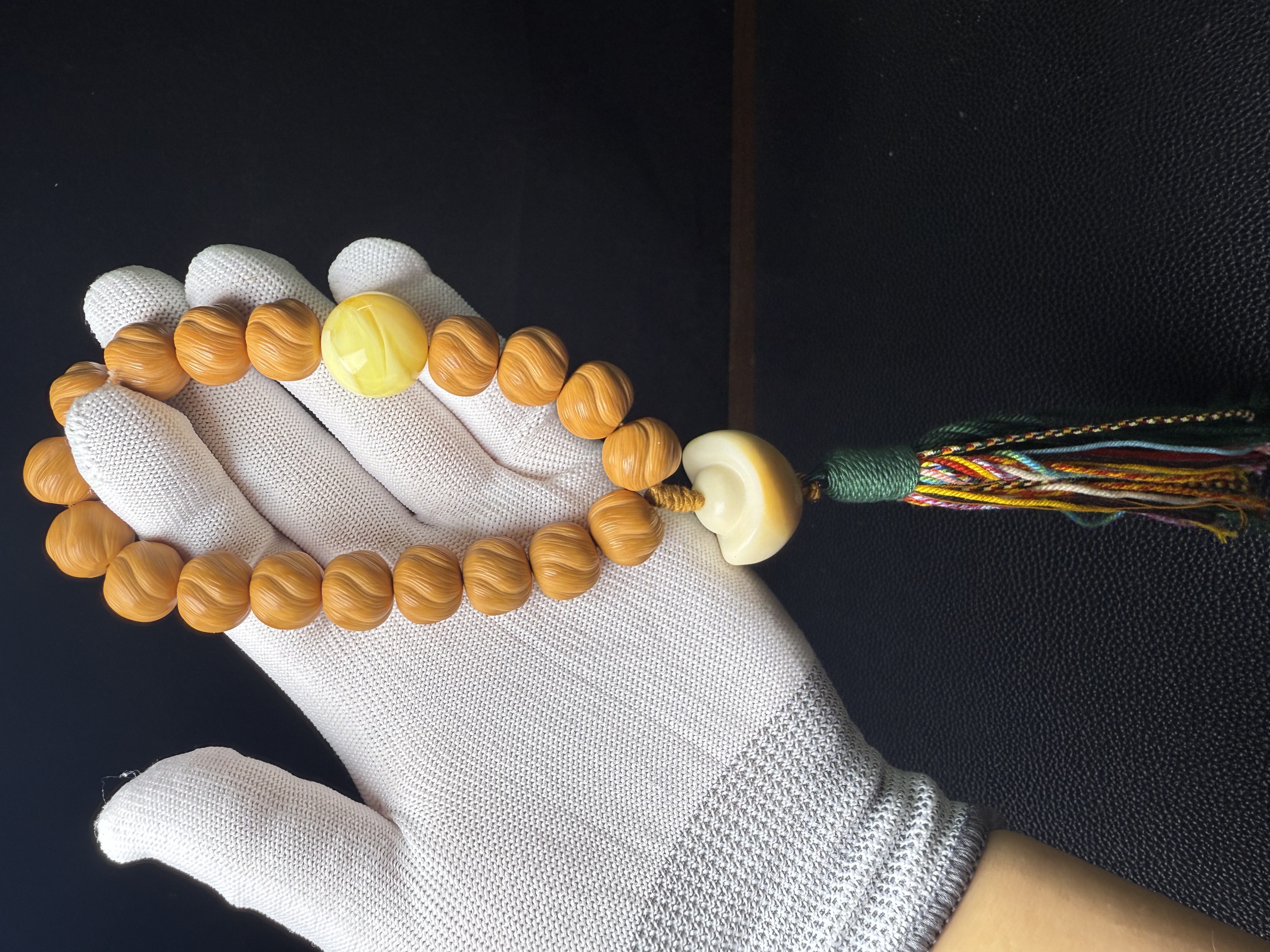 【加配饰+卷卷苏手持】精品猴头核桃卷卷酥手持（流苏颜色随机发